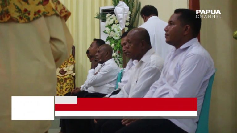 KAMIS PUTIH SIMBOL KEBERSAMAAN DAN SALING MELAYANI