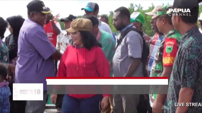 PEMDA BINTUNI BERI BANTUAN UNTUK NELAYAN SIDO MAKMUR