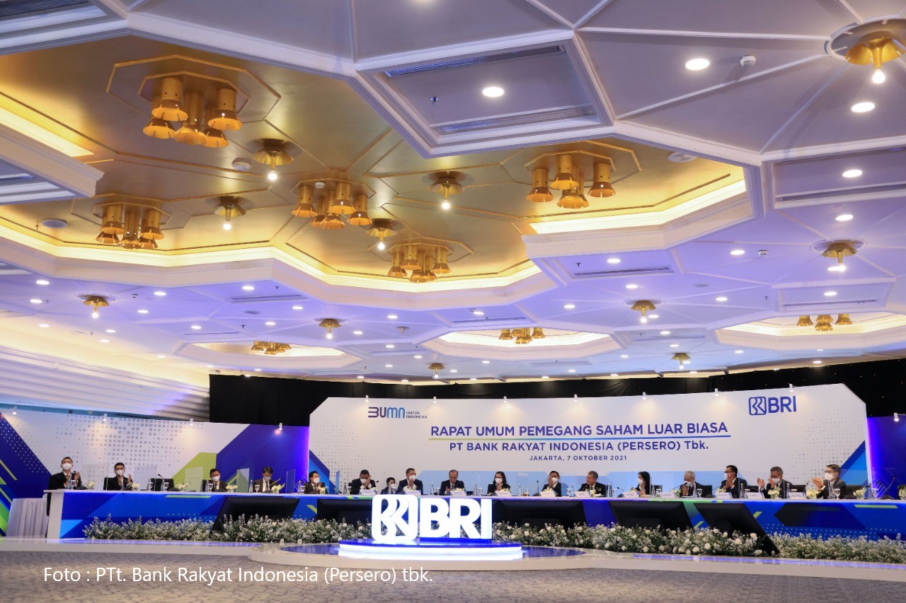 GELAR RUPSLB, BRI TEGASKAN KOMITMEN PENERAPAN KEUANGAN BERKELANJUTAN