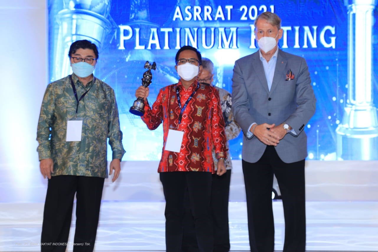 KONSISTEN TERAPKAN KEUANGAN BERKELANJUTAN, BRI RAIH PENGHARGAAN TERTINGGI ASIA SUSTAINABILITY REPORT RATING 2021