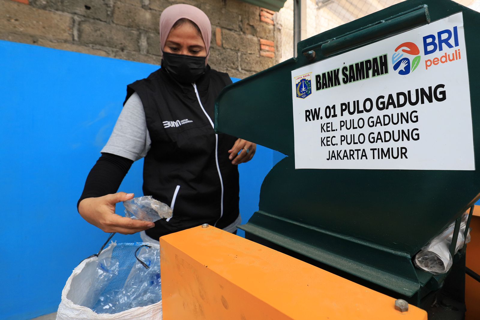 BRI PEDULI BANTU PENGELOLAAN SAMPAH TERPADU DAN EDUKASI LINKUNGAN BERSIH