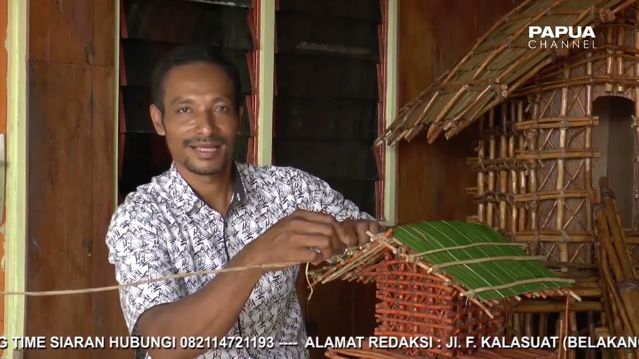 POTRET PENGRAJIN MINIATUR RUMAH KAKI SERIBU