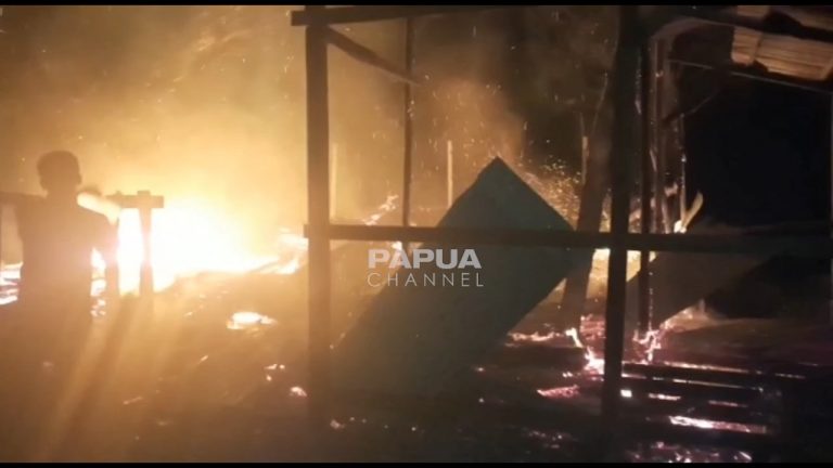 Pos Covid Di Bandara Kenyam Nduga Dilahap Api