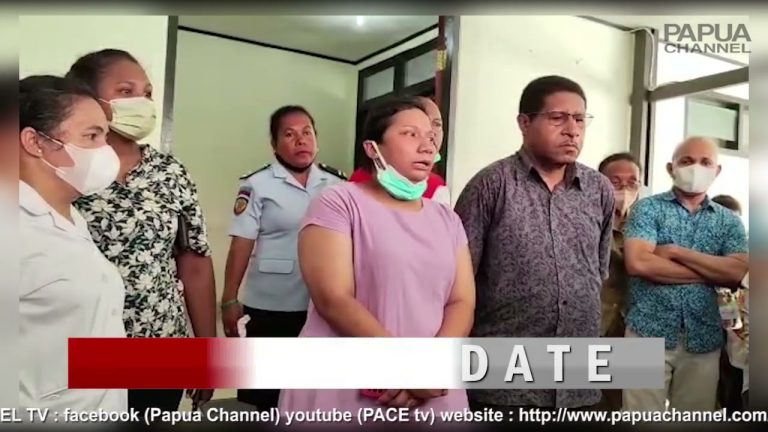 Ribuan Pelayat Mengantar Jenazah Aktivis Pro-Kemerdekaan Papua Filep Karma