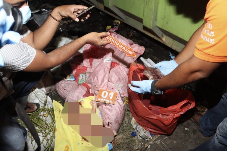 Polisi Selidiki Penemuan Mayat Bayi Laki-Laki di Tempat Sampah