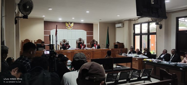 Sidang Agenda Pemeriksaan Saksi  Kuasa Hukum Rettob ; Satu Saksi  Diduga  Tidak Jujur